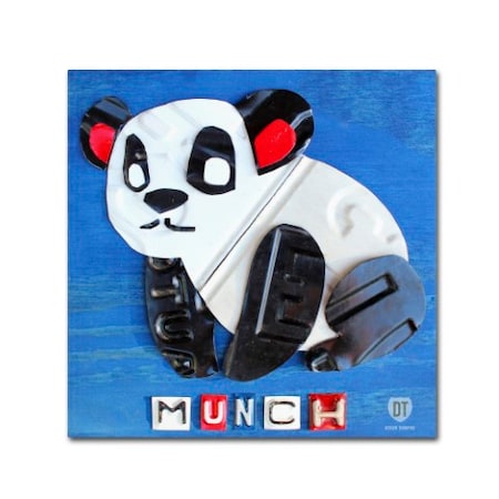 Design Turnpike 'Munch The Panda' Canvas Art,18x18